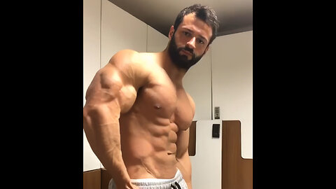 Handsome and Huge - Muscle stud flexing