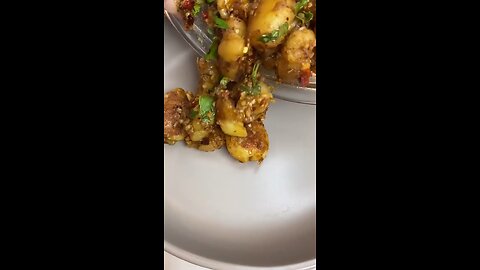 Spicy Potato on a stick 牙签辣土豆