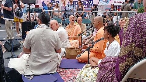 chanting in time square