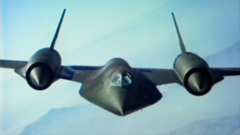 Lockheed SR-71 Blackbird Story with Amazing Video Footage