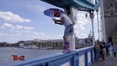 Steve-O Jumps off London Bridge, Detained by Police