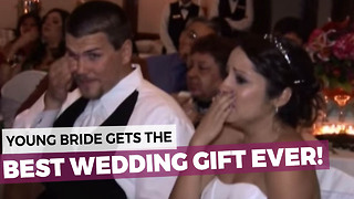 Her Dad Didn't Want To Give A Speech So He Decided To Do Something Very Special Instead!