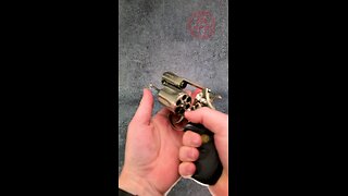 HOW TO GRIP A REVOLVER LIKE A PRO!