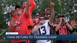 Fans return to Browns training camp