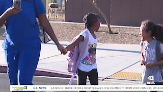 Las Vegas Valley students take part in 'Walk to School Day'