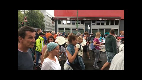 🥁🥁🥁 1.8.2021 Berlin - Ruf der Trommeln - Demonstration für Frieden, Freiheit und Demokratie #b0108