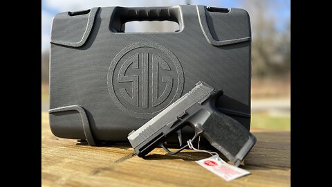 Sig Sauer 365X TacPack comes with 3 mags & holster