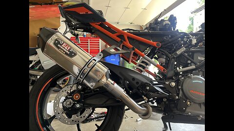 Yoshimura R77 on 2022 KTM RC390