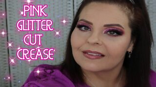 PINK GLITTER CUT CREASE - DOSE OF COLORS - BLUSHING BERRIES l Sherri Ward