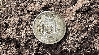 Big Awesome Silver Florin Metal Detecting With Minelab