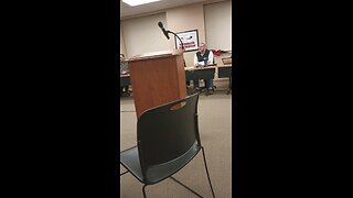 Citizen Speaks in Favor of Keeping Book with Sexual Content in Schools