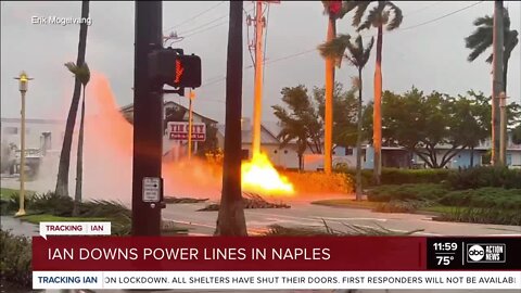 Hurricane Ian downs power lines in Naples.