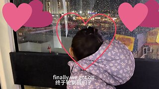 Cutie Daughter Asks for Ferris Wheel Ride on Rainy Night, Dad Braves Storm for Beautiful View