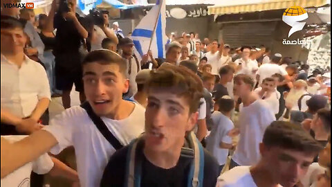 Far-Right Wing Jewish Kids Attack A Palestinian Journalist In Jerusalem