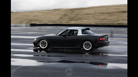 Miata drifting at (Thunder Hill Raceway) nb Miata