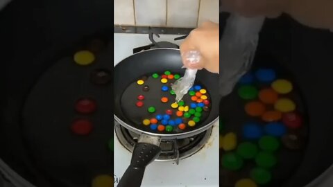 PIPOCA DOCE COM M&M'S 🍿😋 | Receitas #Shorts