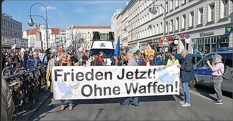 18.03.2023 - Demo des Bündnis für Frieden in Berlin - Neukölln am Hermannplatz