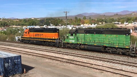 Railfanning the BNSF Phoenix Sub: 1970s Power, Empties in Wickenburg, AZ 11-20-2020