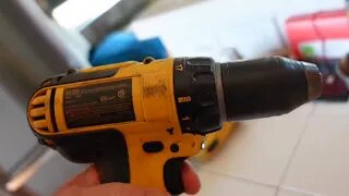What Does The Waitley To DeWalt Battery Adaptor Fit? Tool Review & Tested On 5 DeWalt Older Tools.