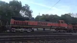 A long intermodal with BNSF power