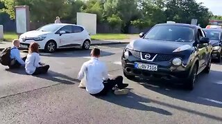 Germans getting really tired of these "eco activists" blocking the road nonsense.