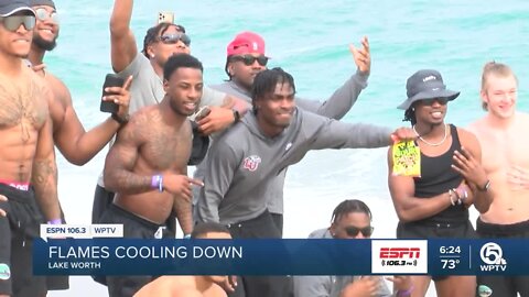 Liberty football team enjoys Florida weather at beach party