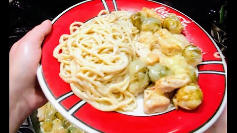 Monterrey Chicken & Brussel Sprouts With Cheater Alfredo Will Make You Crave The Greens 🥦😋