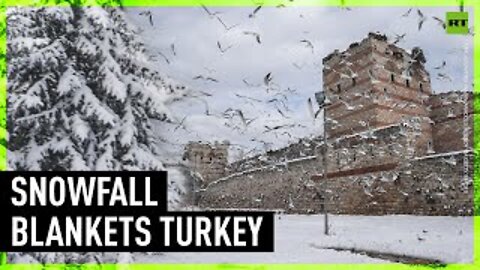 Heavy Snowstorm Causes Major Disruptions in Turkey