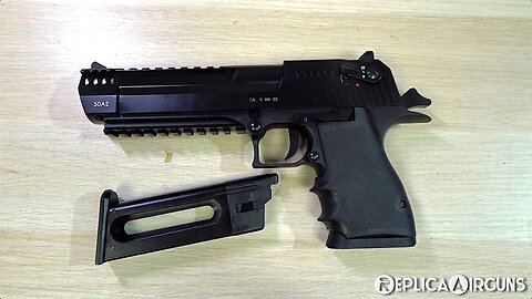 KWC DE L6 Desert Eagle CO2 Blowback Full Auto Airsoft Pistol Table Top Review