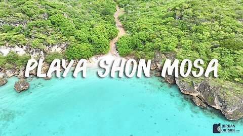Playa Shon Mosa - A remote beach on the northwest side of Curacao