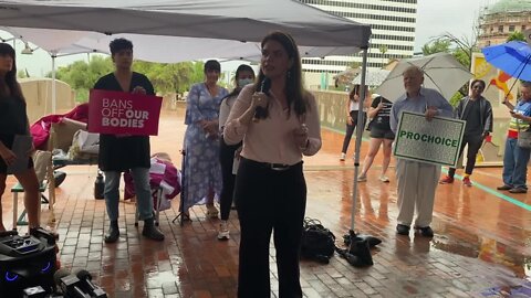 Tucson Mayor Regina Romero speaks at Planned Parenthood rally