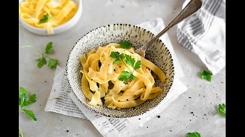 KETO PASTA THAT'S ACTUALLY DELICIOUS cc by Uncle Matt's Cookery Lessons 🍝