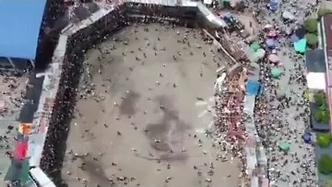 Colombia: Multiple dead, hundreds injured in stadium collapse at bullfight in El Espinal [birdview]