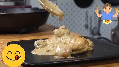 POULET SAUCE CRÉMEUSE AUX CHAMPIGNONS