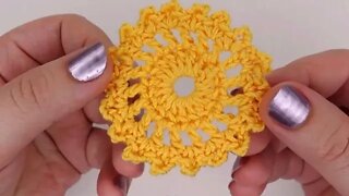 How to crochet simple circle motif for beginners