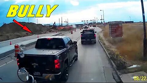 CAR FIGHTS WITH A SEMI-TRUCK OVER A LANE | A Day in the Life of a Trucker