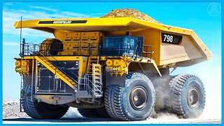 Top 10 World's Biggest & Most Powerful Mining Trucks