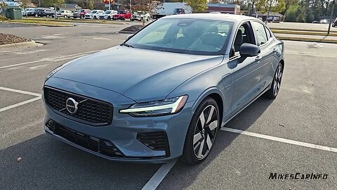 2024 Volvo S60 T8 Recharge AWD Ultimate Dark Theme