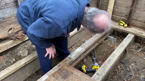 The Old Corn Crib - #13: Moving a Floor Joist