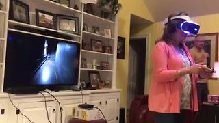 Mom Completely Freaks Out While Playing VR Horror Game