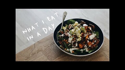 WHAT I EAT IN A DAY (Vegan) | Easy & Delicious Recipes!