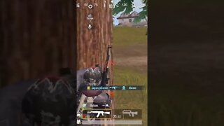 "Atira 3". Meu Squad jogando PUBG Mobile