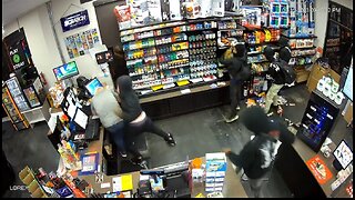 Store Worker Beaten While Teens Rob Store