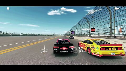 GUIGAMES - Real Racing 3D - NASCAR - Camaro ZL1 1LE vermelho