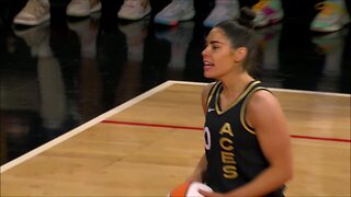 😂😳 Kelsey Plum STARES DOWN Lexie Hull After Off-Hand Shove | Las Vegas Aces vs Indiana Fever