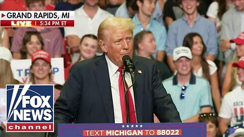 Trump asks rally audience who should run against him