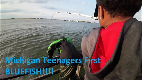 We help Michigan Teenager catch his 1ST BIG BLUEFISH!!!🐟🐟🐟