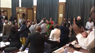 Overwhelming support for Bobani at Nelson Mandela Bay council meeting (pik)