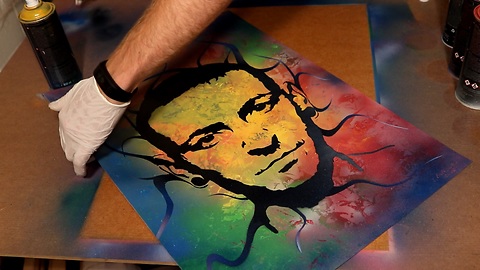 Spray paint artist honors Chester Bennington with incredible portrait