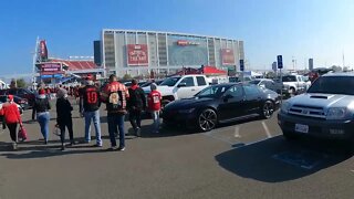 Niner Faithful: Walking through the parking lot on the way to Levi's Stadium